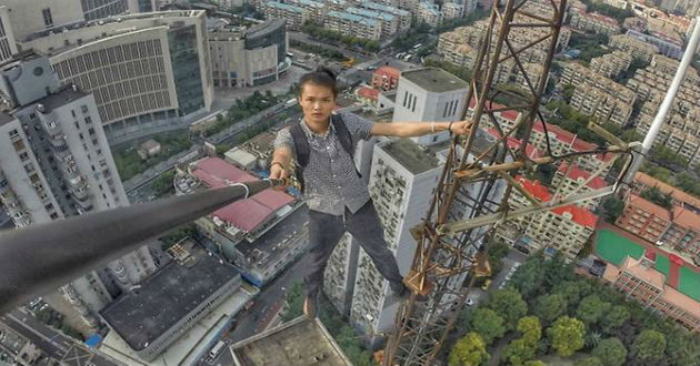 chinise rooftopping star