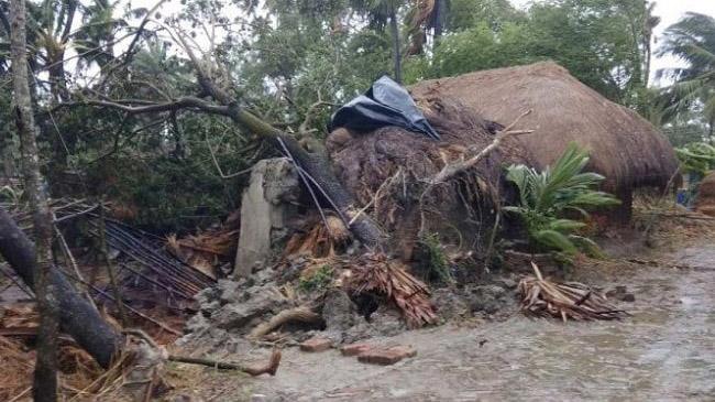 cyclone amphan bangladesh