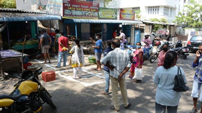 delhi shops opening after easing lockdown
