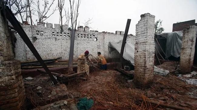 destroyed house 1