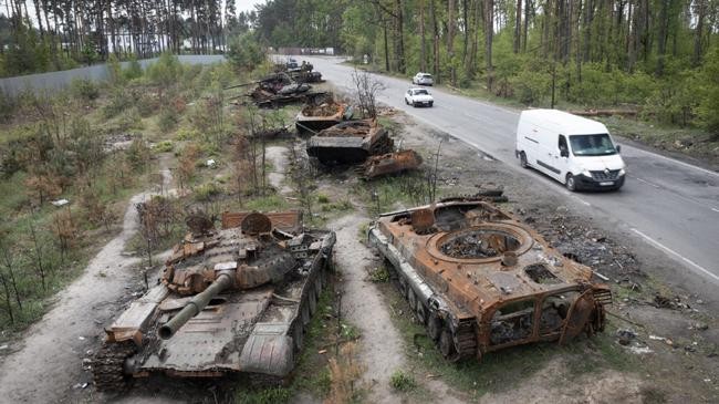 destroyed russian tanks in ukraine