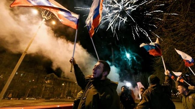 donetsk celebrate after recognized russia