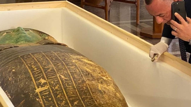 egypt green coffin