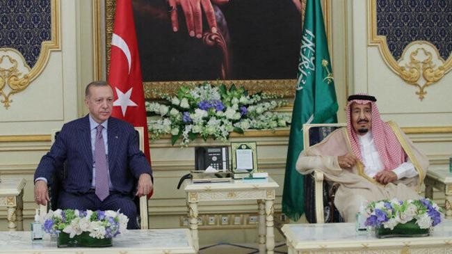 erdogan welcomed king saudi