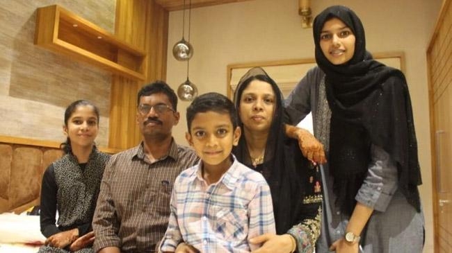 fatima sahaba with family