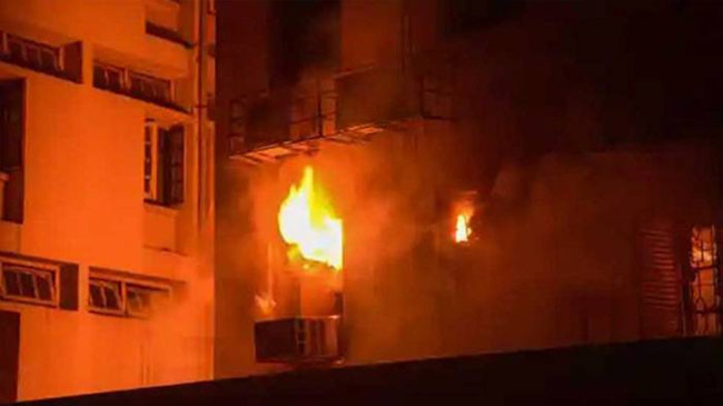 fire in corona hospital gujrat