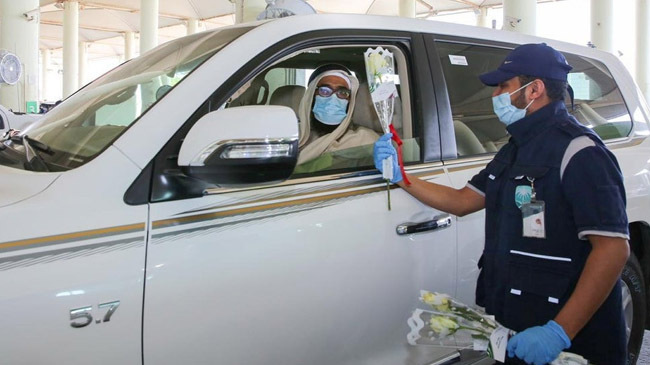 first qatari national enter saudi
