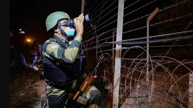 five bsf jawan lost live
