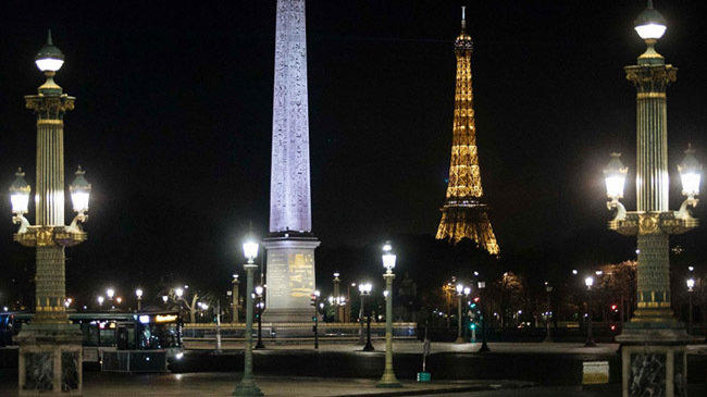 france curfew at night
