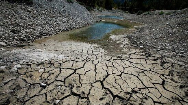 france in midst of 4th heat wave amid historic drought