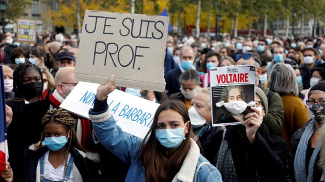 france school teacher protest1