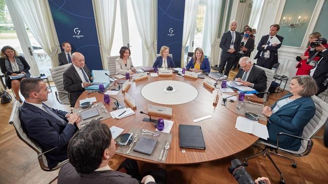 g 7 meeting