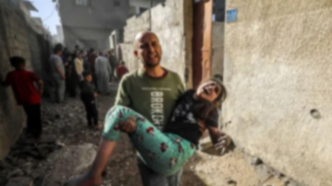 gaza wounded child