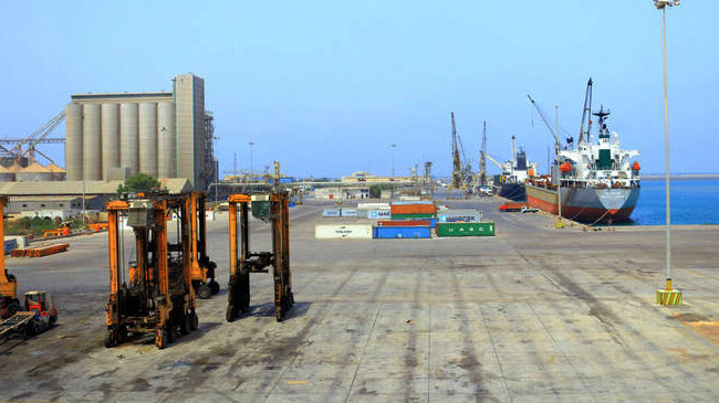 general view of a port of yemens