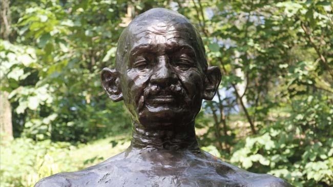 ghandi