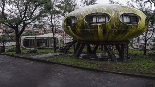ghost town japan