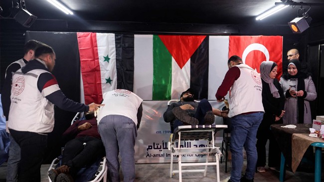 gift of life gazans donate blood to aid turkish syrian quake victims