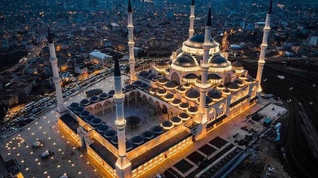 grand camlica mosque at night