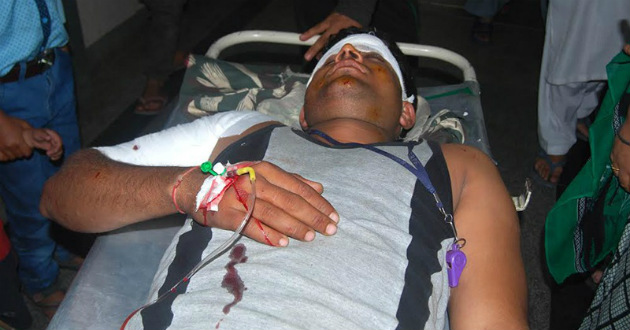 grenade attack at kashmir five injured
