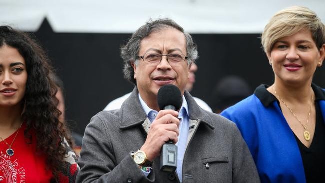 gustavo petro