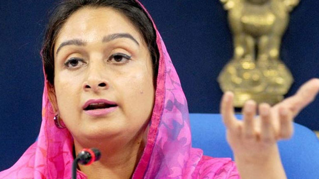 harsimrat kaur badal resigns india