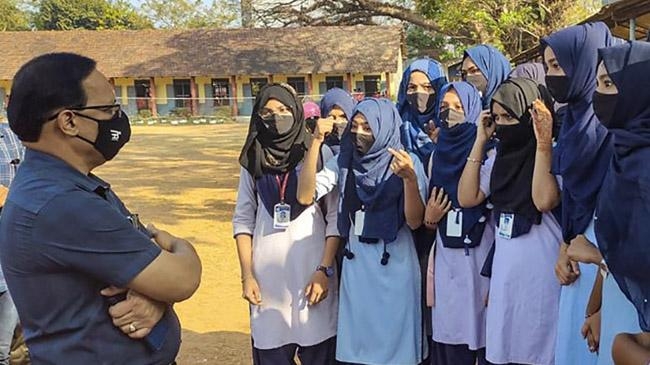 hijab controversy in india 1