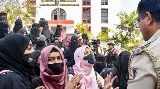 hijab protest 1