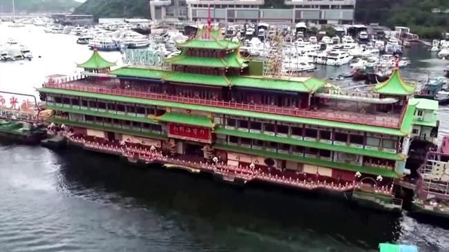 hong kong s jumbo floating restaurant sinks at sea