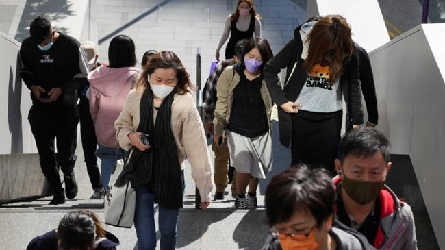 hong kong suspends transit flights