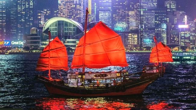hong kong tourist