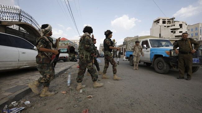houthi soldiers yemen checkpost