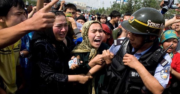 hundred muslim arrested china