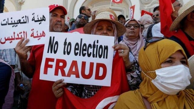 hundreds protest against tunisia draft constitution as vote looms