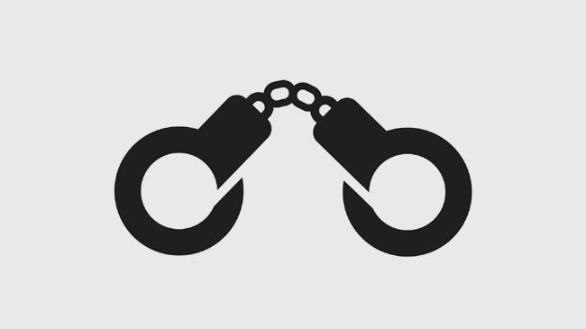 india arrests police officer