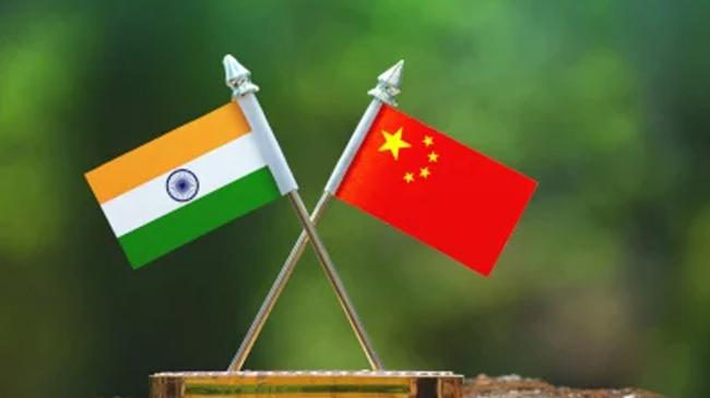 india and china flag