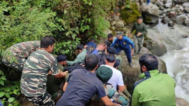 indian army pilot killed in chopper crash near china border