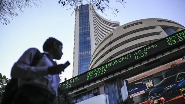 indian markets lose 83 billion dollar