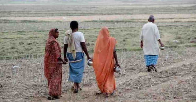 indian people do toilet outside home