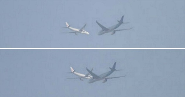 indigo airlines plane mid air