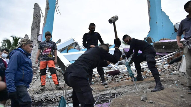indonesia earthquake 15 january home