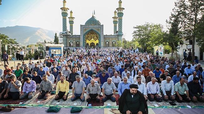 iran eid prayer