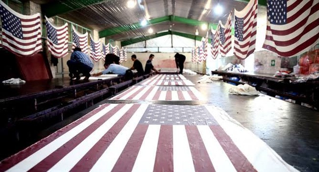 iran make flags of the us and israel02