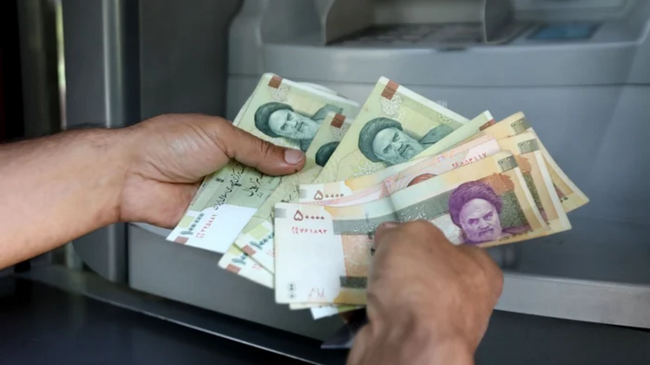 iran replaces central bank chief