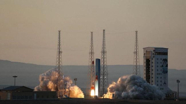iranian satellite carrier rocket simorgh home