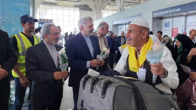 iranians make first umrah pilgrimage