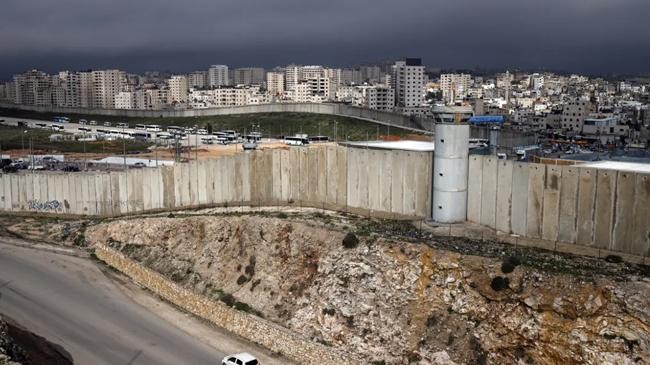 israel border wall