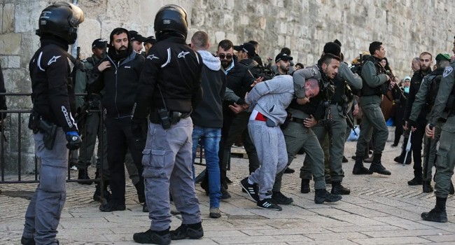 israel disrupts al aqsa