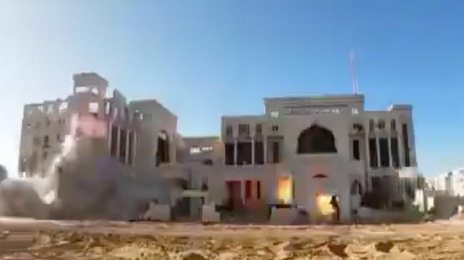 israeli army blew up the main courthouse in the gaza strip