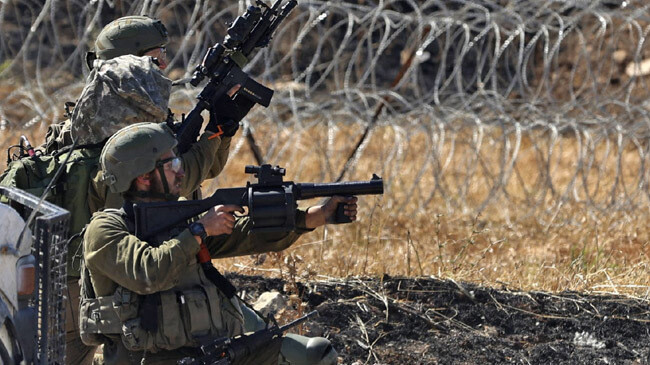 isralei soldier palestinian border