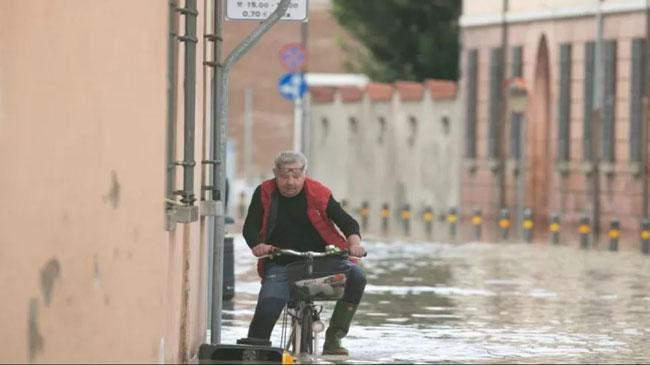 italy flood